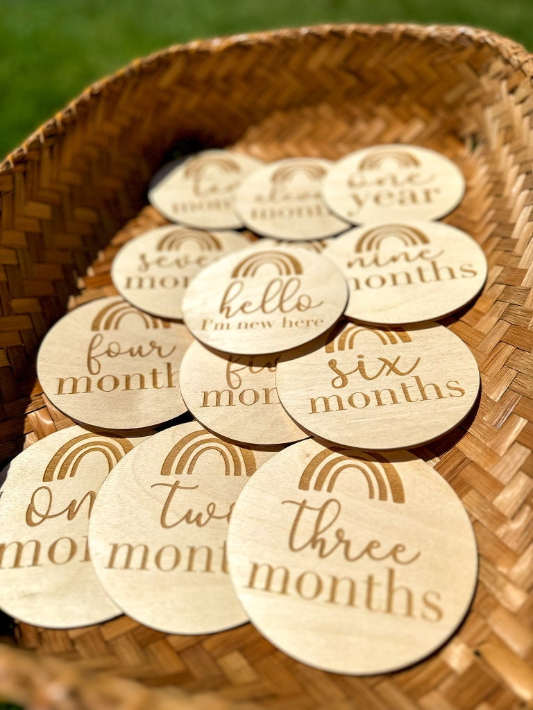 Rainbow Monthly Milestone Discs