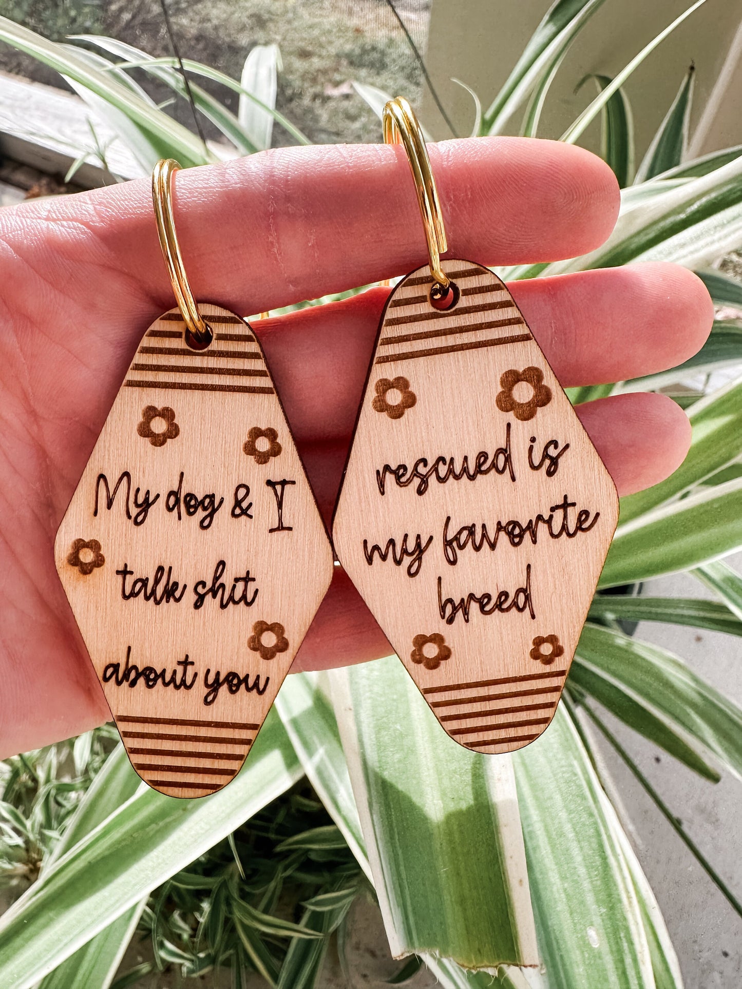 Dog Lover Motel Keychains