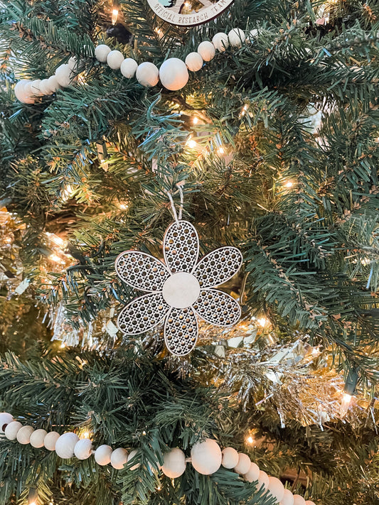 Rattan Daisy Ornaments
