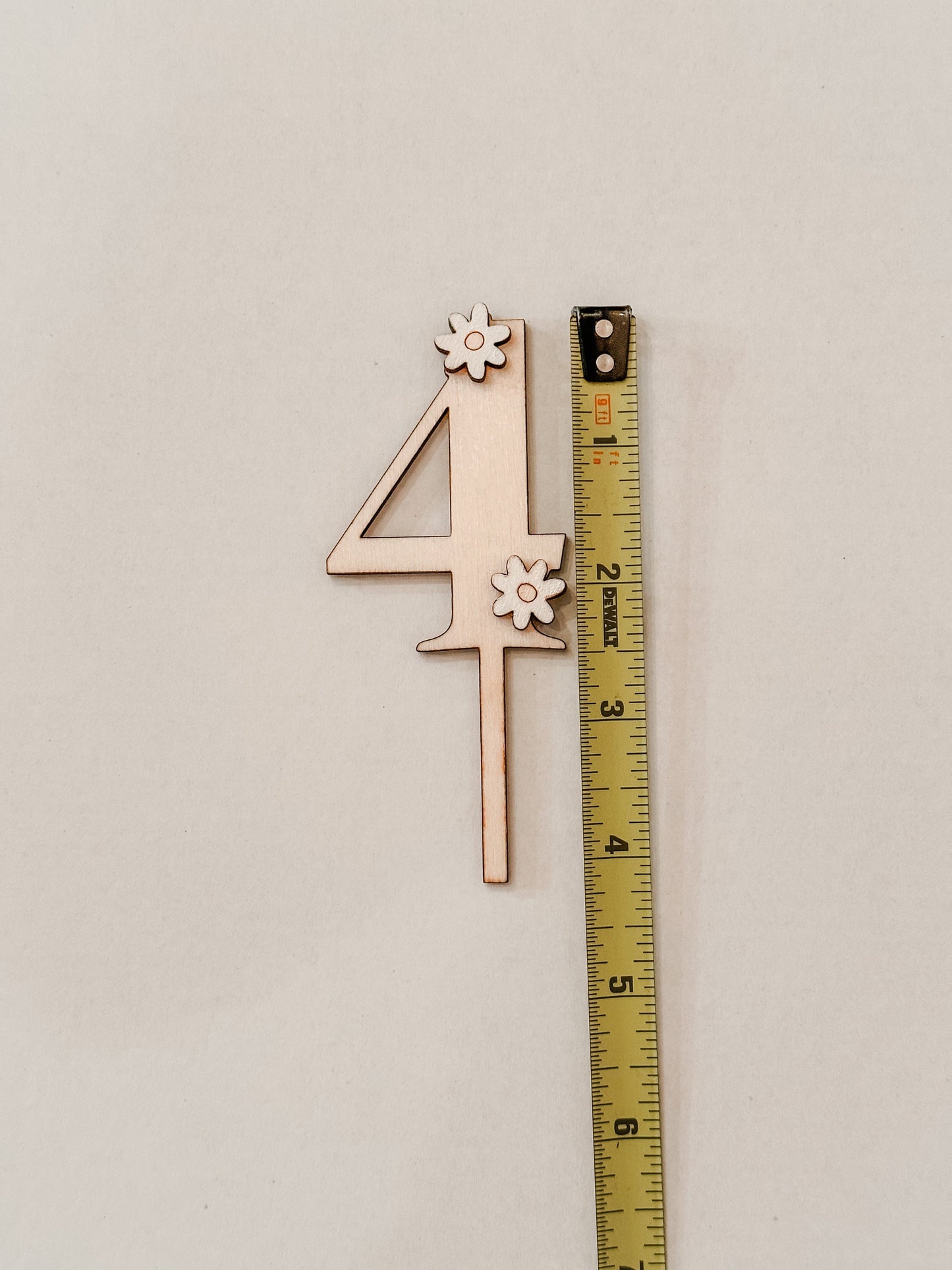 Daisy Cake Topper