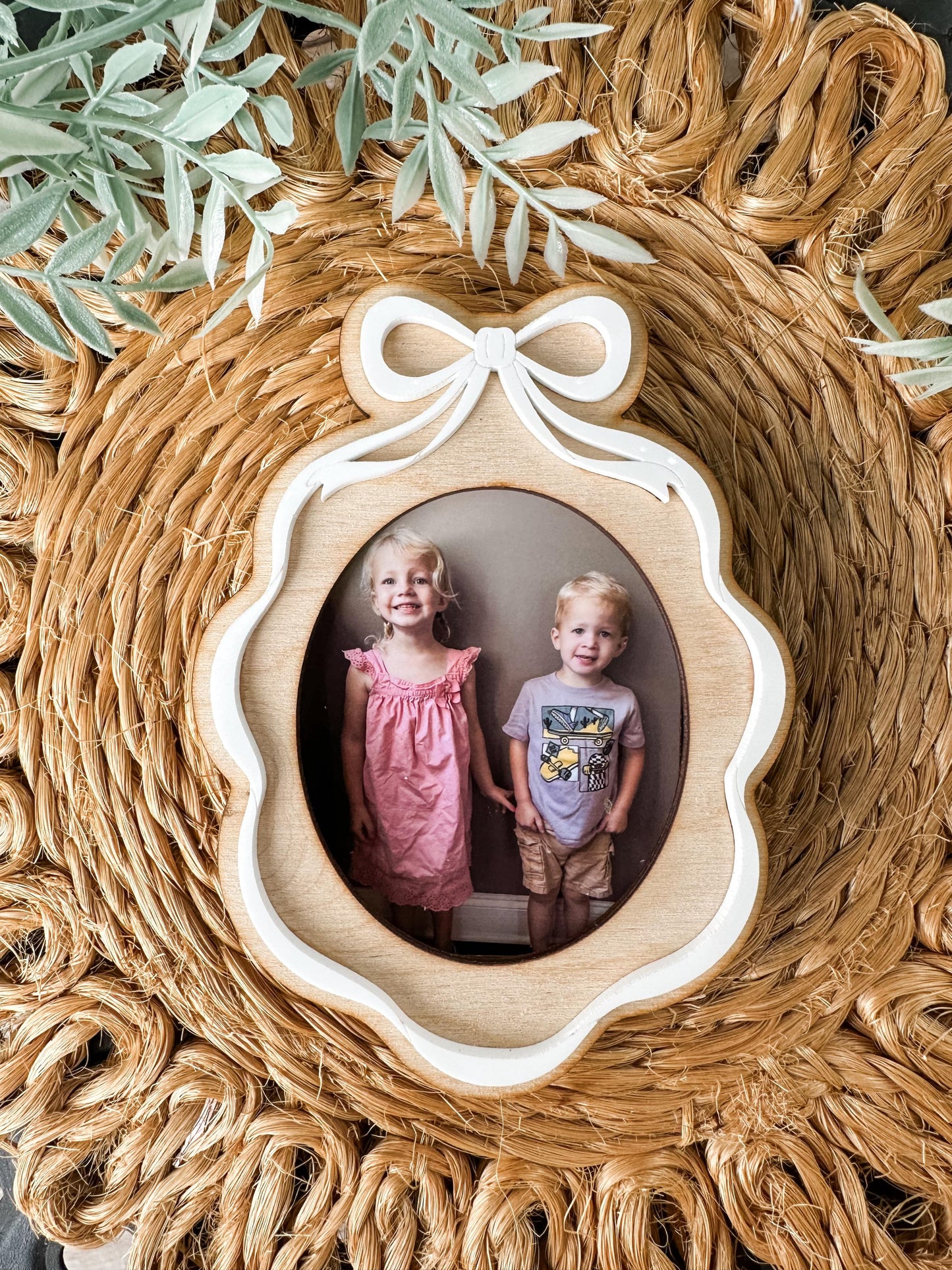 Bow Photo Frame Magnet